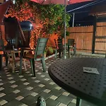 Adilaj 度假居 *
